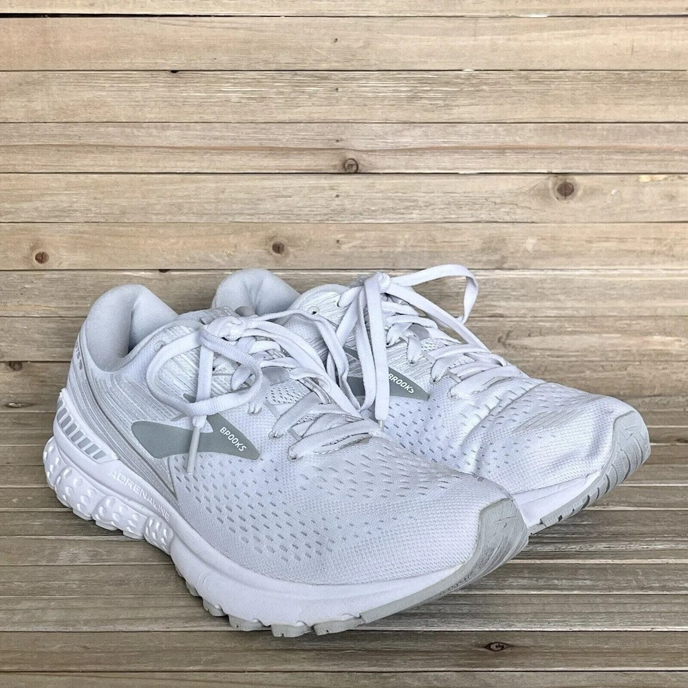 Womens Brooks White Adrenaline GTS 19 Athletic Running Sneakers Shoes Size 9.5 B